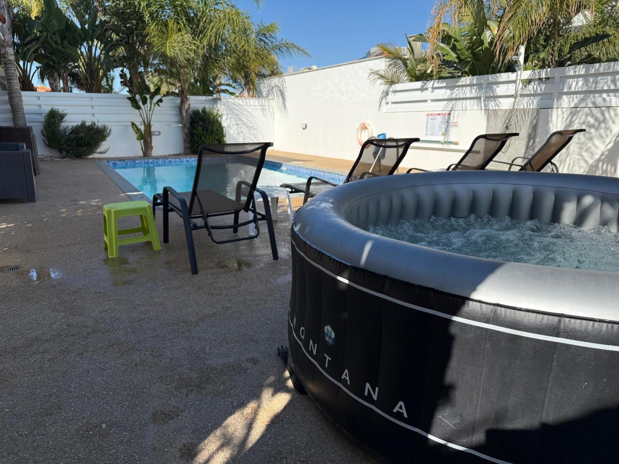 Villa Mario - 2Min Walk From Kapparis Beach Paralimni Exterior photo